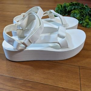 Teva white platform sandals 9